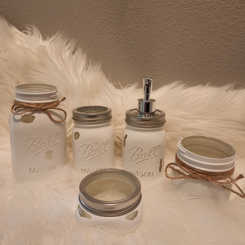 New Bathroom mason jar decor